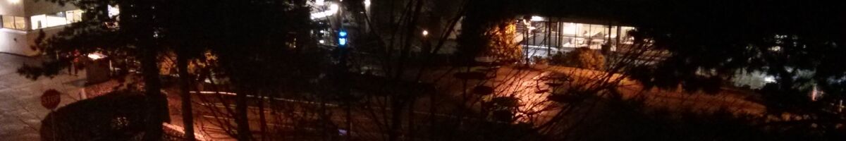 Der Campus bei Nacht